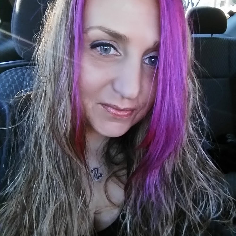 Meet your Posher, Malinda